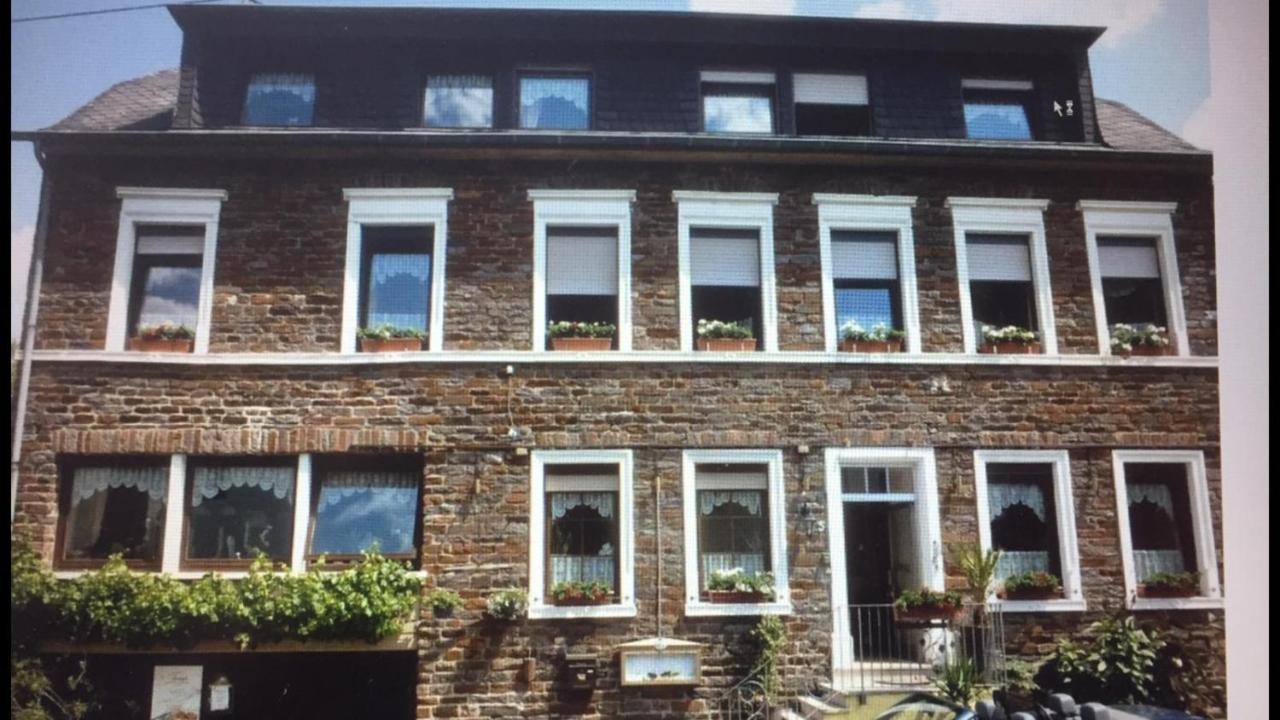 Parel Aan De Moezel Hotel Bruttig-Fankel Exterior photo